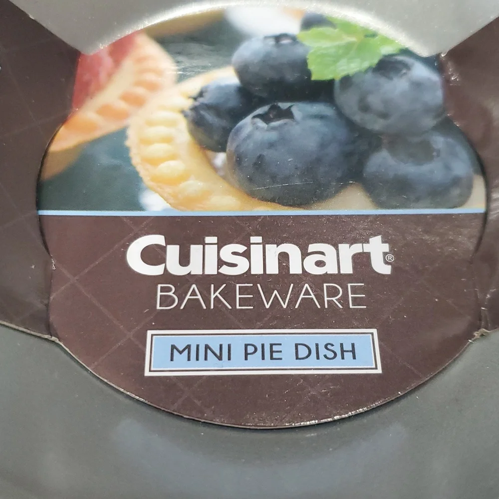 Cuisinart 4-piece Mini‎ Round Pie Dish Set new